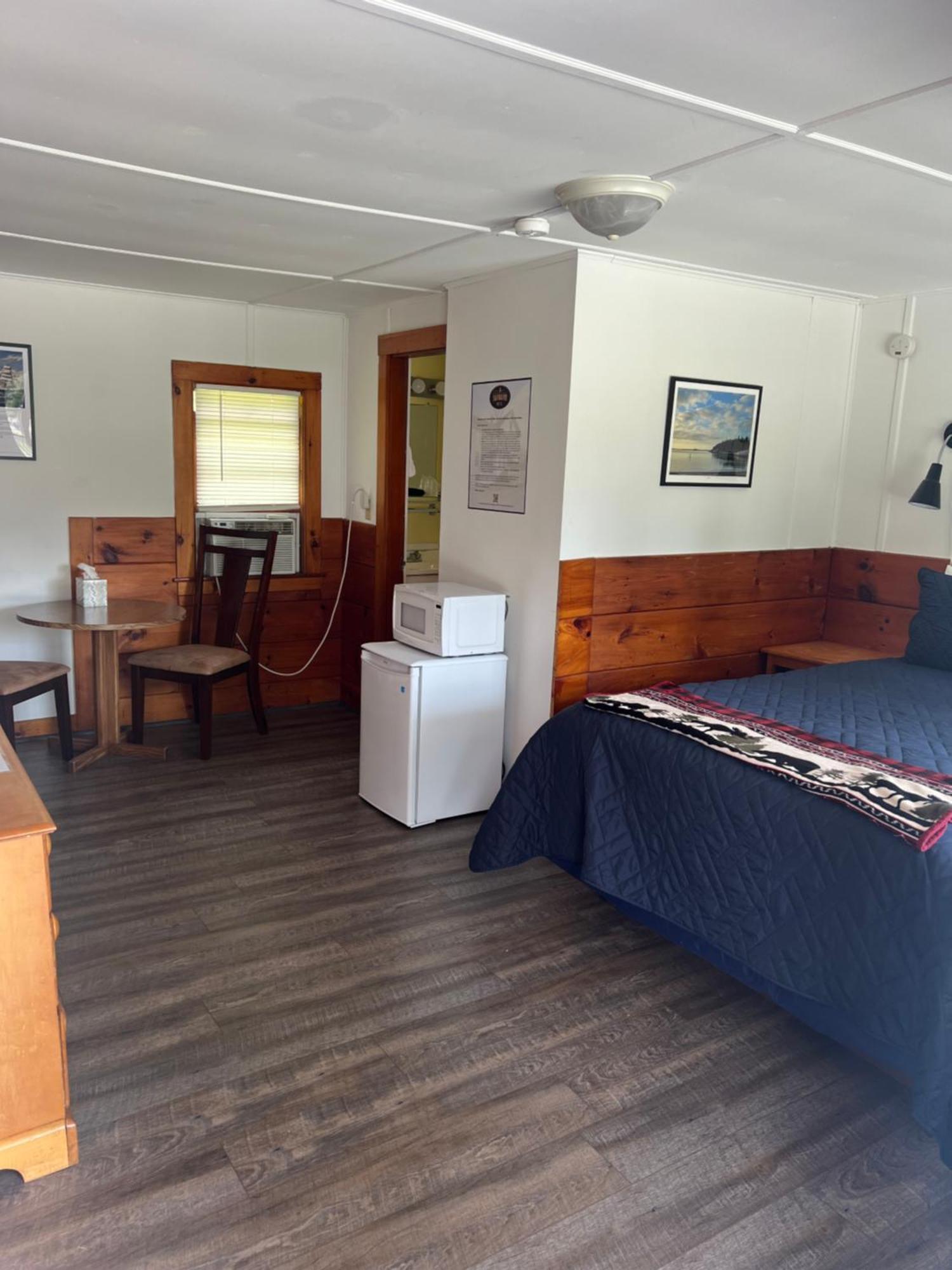 Yardarm Motel Searsport Exterior photo