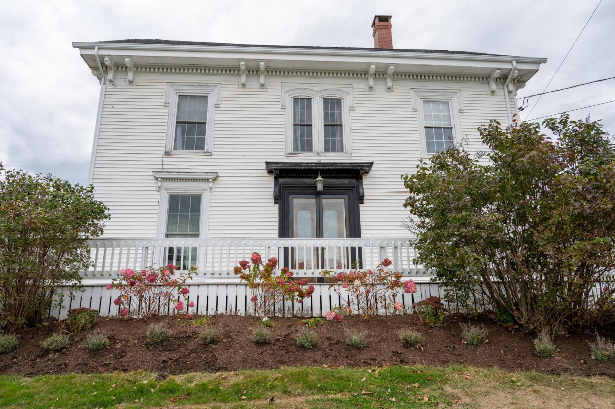 Yardarm Motel Searsport Exterior photo