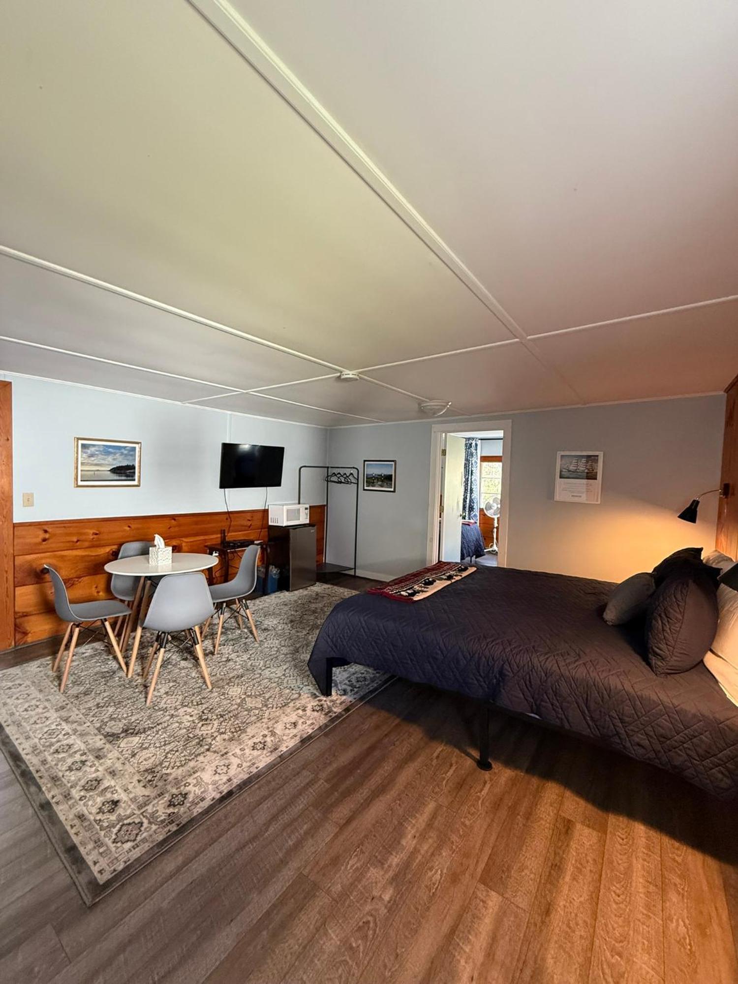 Yardarm Motel Searsport Exterior photo