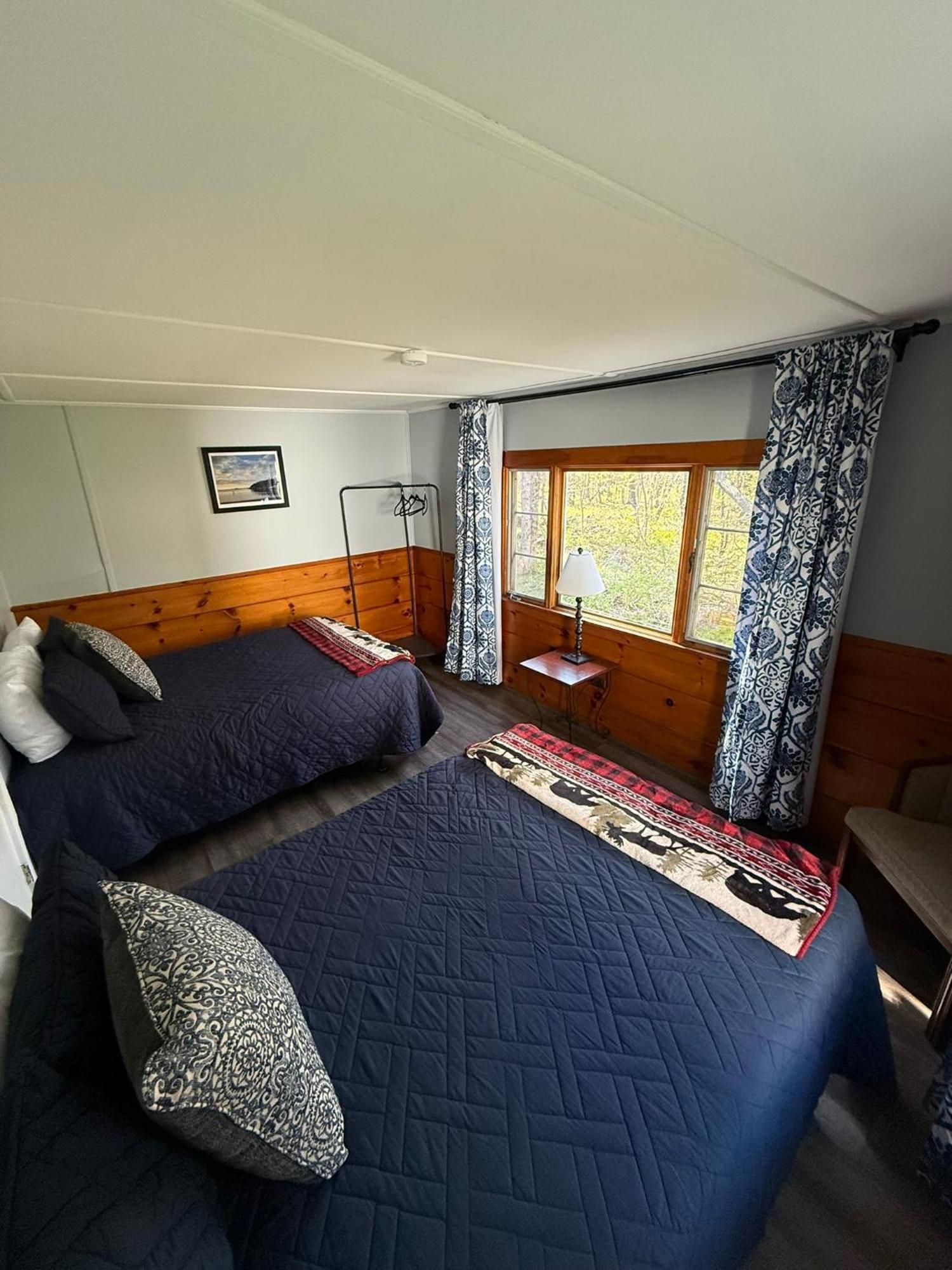 Yardarm Motel Searsport Exterior photo