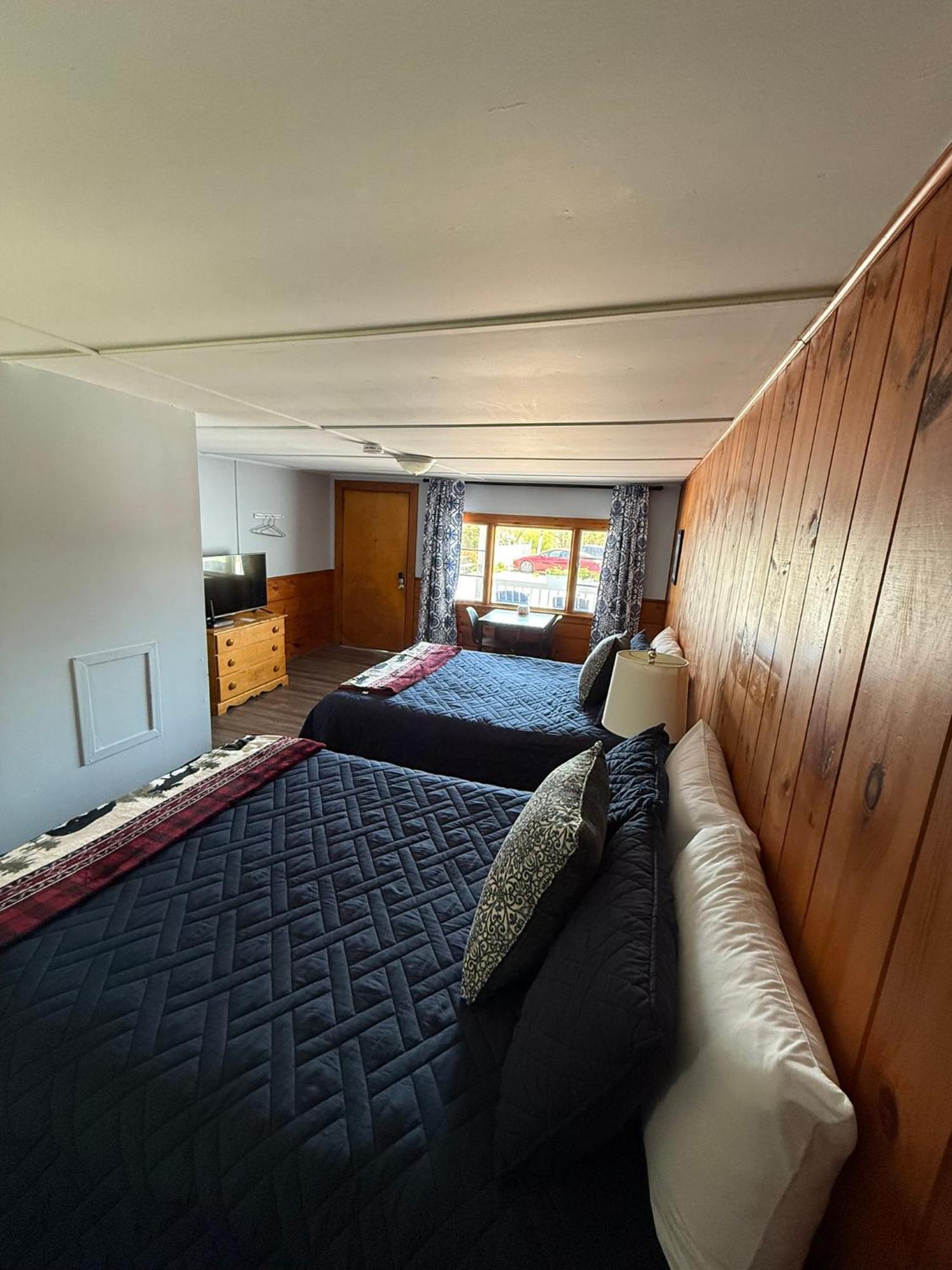 Yardarm Motel Searsport Exterior photo