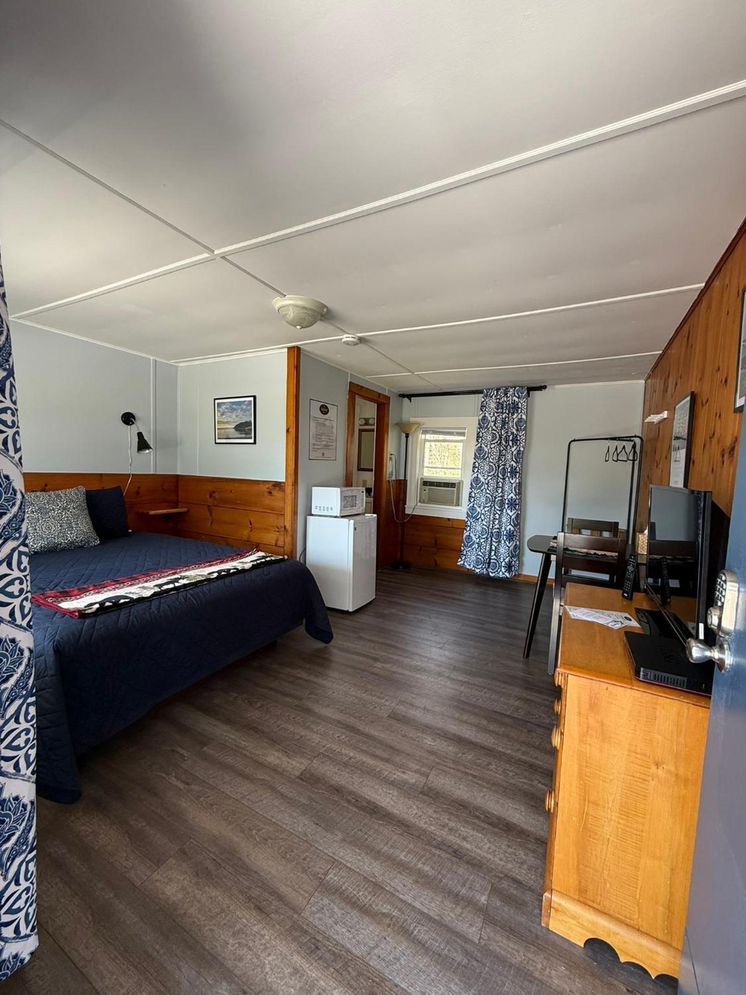 Yardarm Motel Searsport Exterior photo
